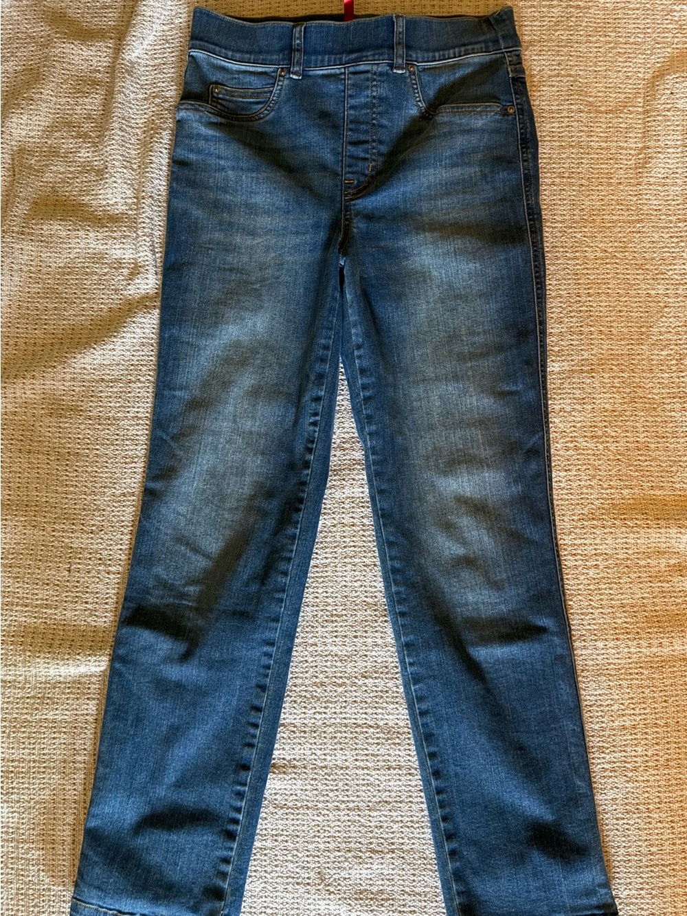 SPANX premium pull on denim Dark Wash Skinny Jeans